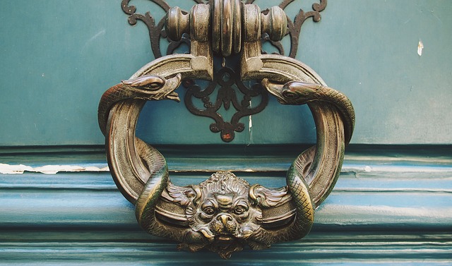 door2