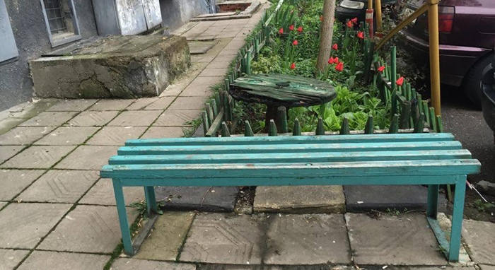 bench01