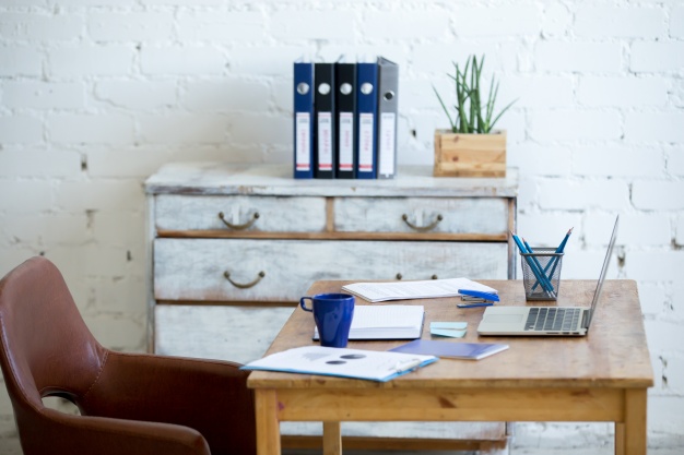 brown-chair-with-desk_1218-557